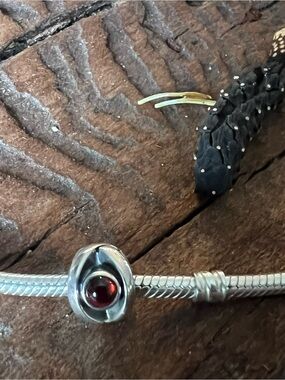 HTF Authentic Pandora Red Garnet Eye Charm Sterling Silver Gem Bead Christmas